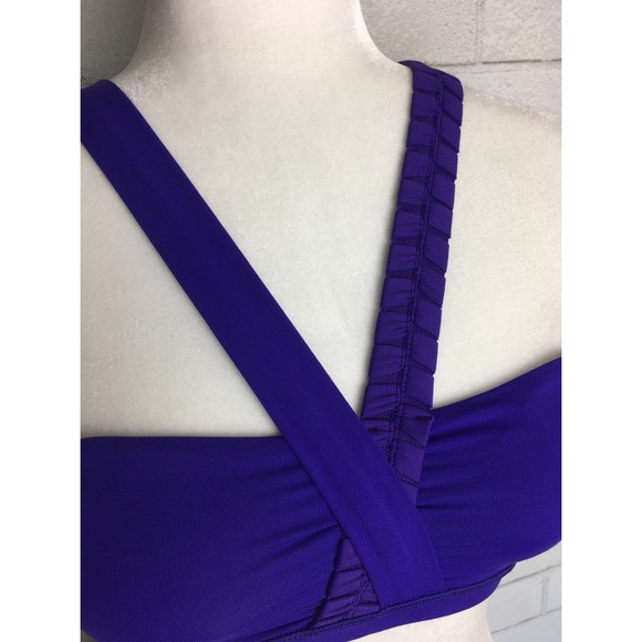 Lululemon Some Like It Hot Sports Bra - Picture 10 of 12